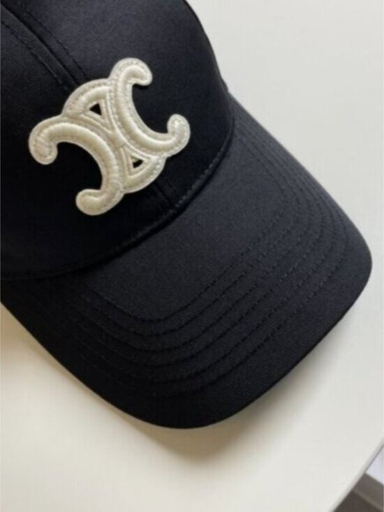 CELINE Triomphe Black Cap